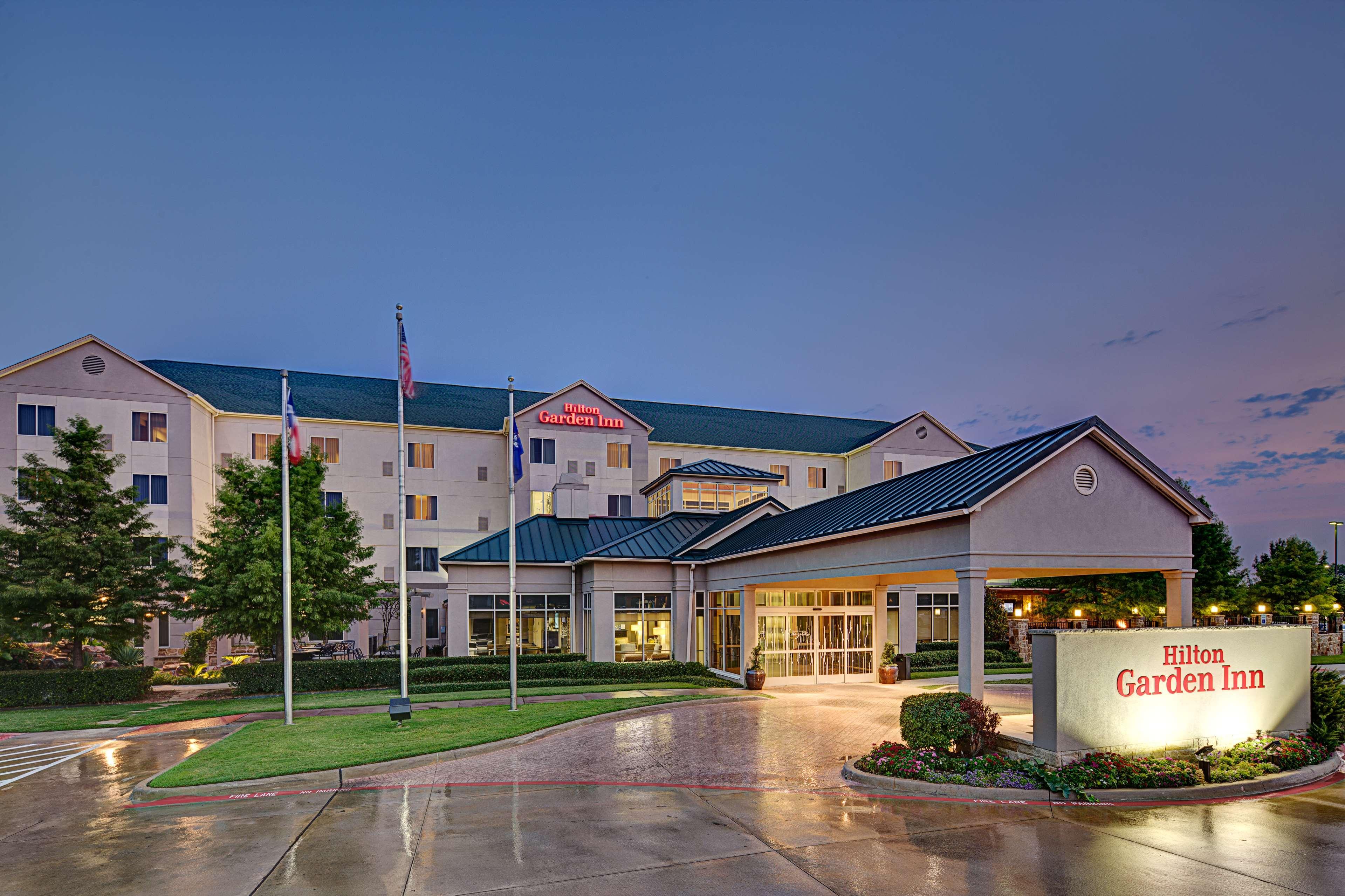 Hilton Garden Inn Dfw Airport South Irving Exterior foto